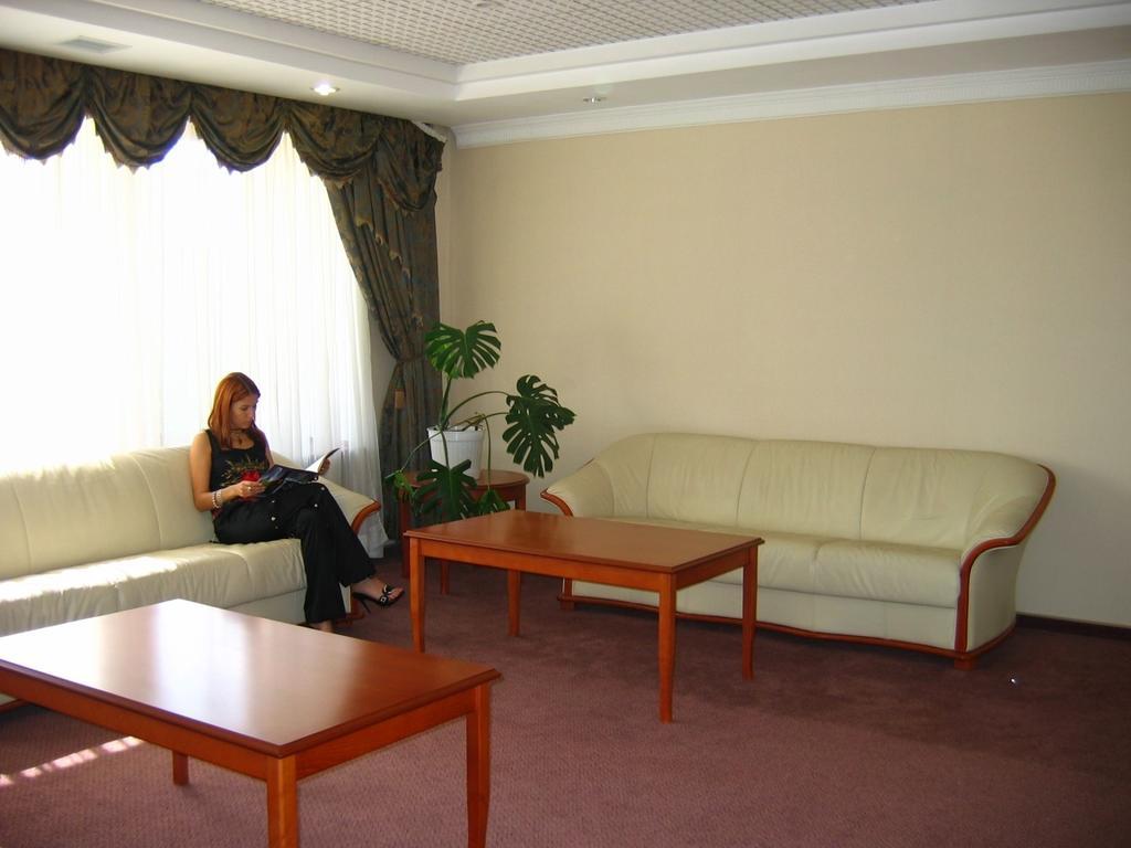 Luzhniki Hotel Moscow Exterior photo